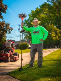 Need a reliable lawn company? Contact @justintimelawnmaintenance ! These guys do great work!